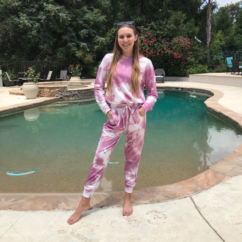 Berry Tie Dye Lounge Top - Picture 7 of 8